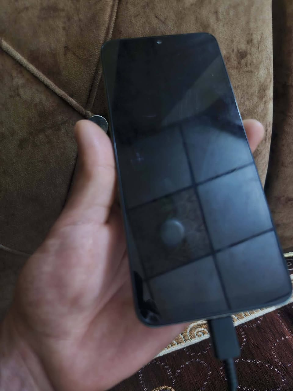 السلام عليكم 
POCO C75
ذاكره 256 
رام 8 
بصمه وجه 
فقط بيه فطر ناعم من جوه مايثر شيء ابد 
مراوس


**إذا كنت صاحب هذا الإعلان وتريد حذفه لأي سبب، رجاءا أرسل رسالة إلى الدعم الفني**