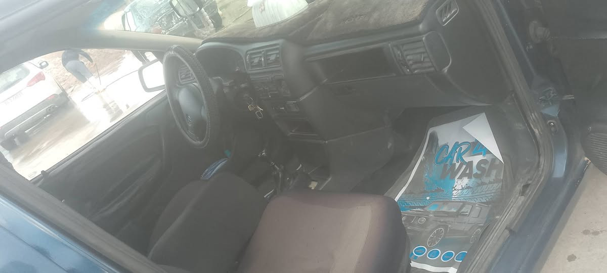 سلام عليكم للبيع فكتره لون نيلي حجم16 كابون بانزين رقم الماني شرط تريد وكاله تحويل صبع جماليه سياره نضيفه مال بيت مكاني موصل ايسر كهربائيه كلها شغاله سعر 35 بيها مجال قليل *********** ‏‪
‏‪***********‬‏
