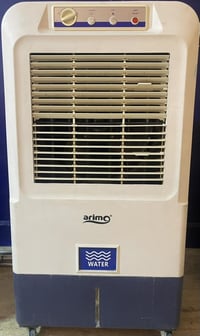 اجهزة كهربائية للبيع صوبة (دفاية) كهرباء-غاز / عدد ٢ مبردة خارجية / عد...