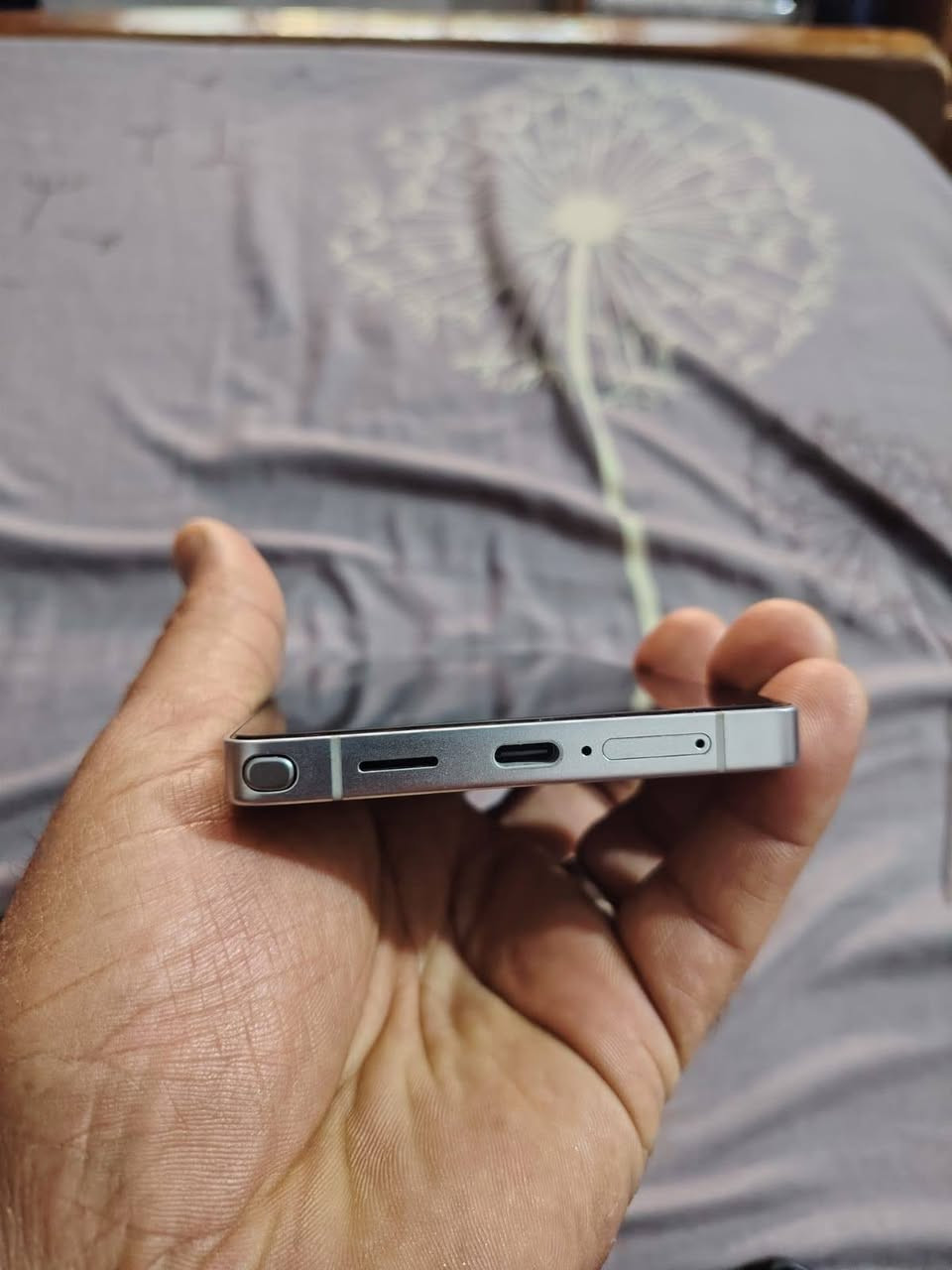 للبيع اس 25الترا ذاكره 256 استعمال شهر السعر 1150وبي مجال قليل ***********
