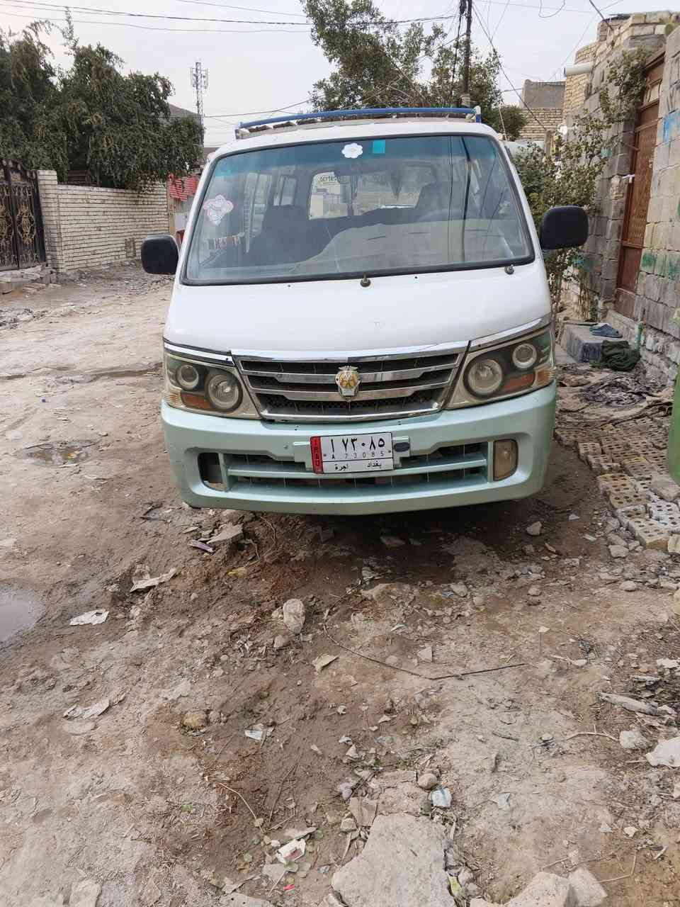 السلام عليكم جنبي الفين وتسعه للبيع بسمي رقم انكليزي السعر 42 مكان بغداد ***********
