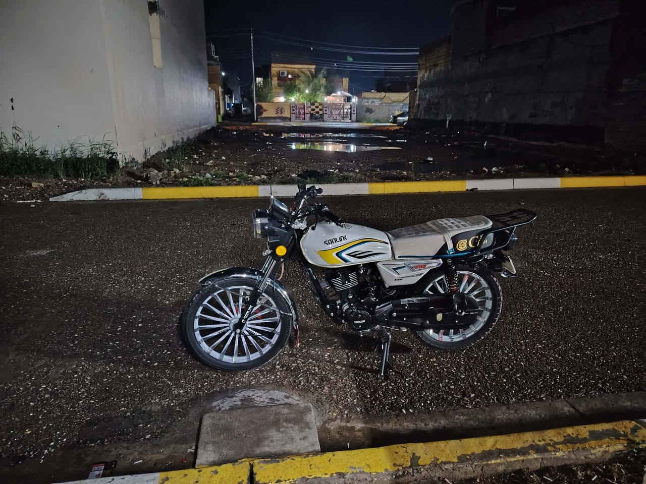 سيفان البيع موديل 2025دراجه وضع الشركه سعر 750بيهه مجال سولنك الصلي ***********
