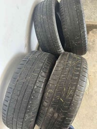 18/255/60 تخم السعر 150  ويوجد توصيل لكافه المحافظات   07716745960فالف...