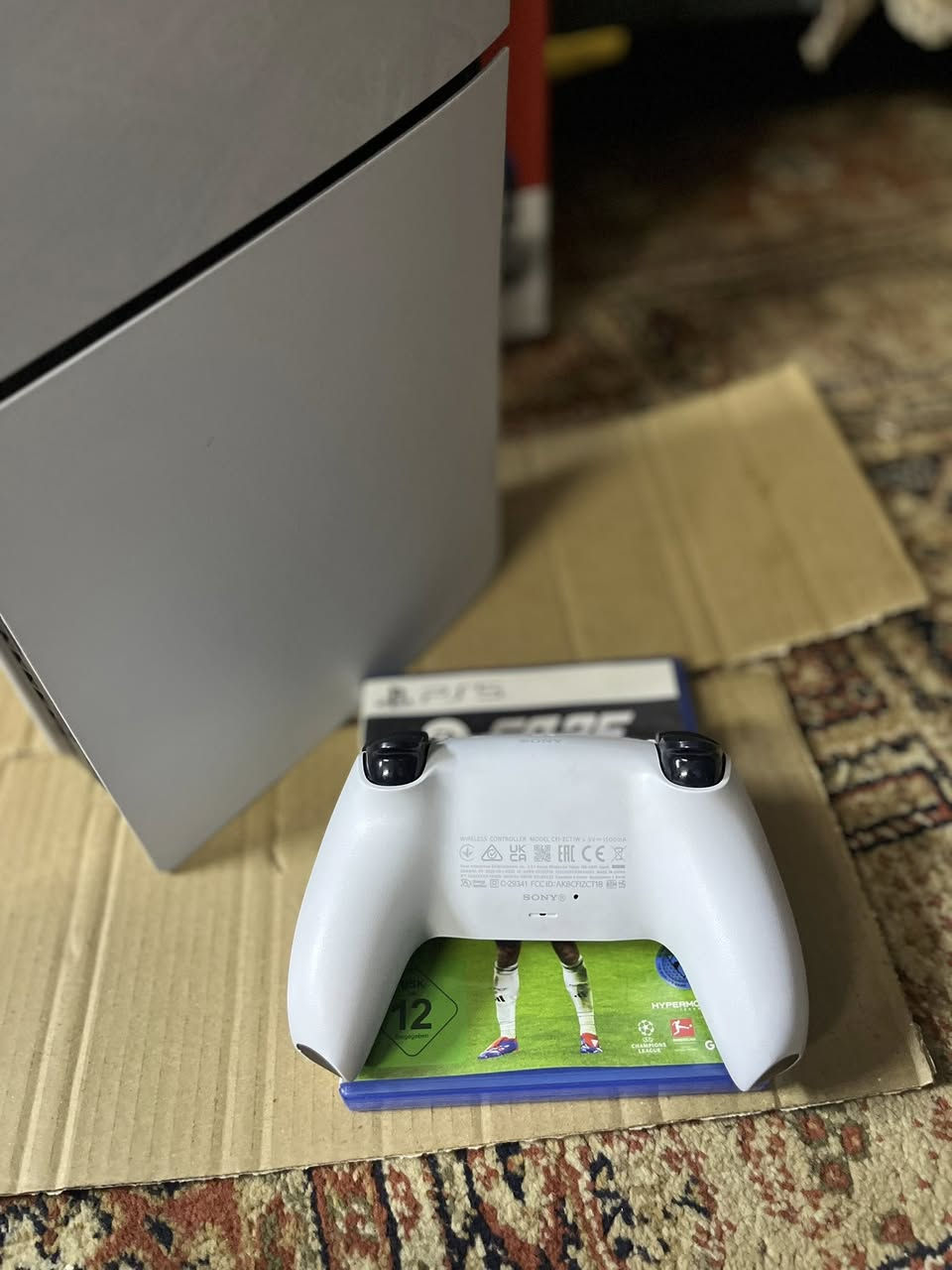 سلام عليكم.
. سوني 5. بلاي ستيشن 5 (ps5)
.نضيف ومامستخدم شي قليل
. 
.كلش مثل ممبين بلصوره ويا
.
 كافه ملحقاته وفيفا 25
.
.ب680 وبي مجال قليل
.
.شراي كل الهله بيك مو شراي
.
. لتكسر بلسعر ❤️‍🔥♥️
. 
. *********** واتساب متواجد
