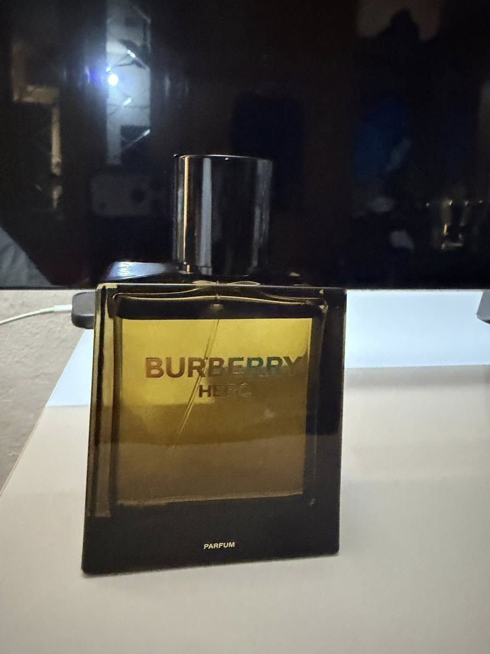 السلام عليكم
العطرين للبيع مستخدمات استخدام بسيط 
مصدر الشراء رفعت القطبي


**إذا كنت صاحب هذا الإعلان وتريد حذفه لأي سبب، رجاءا أرسل رسالة إلى الدعم الفني**