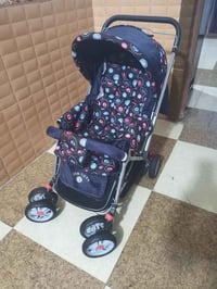 عربانة طفل • جديدة • بلجيس
