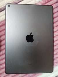 آيباد ٩ • كارتونه • مستخدم قليل