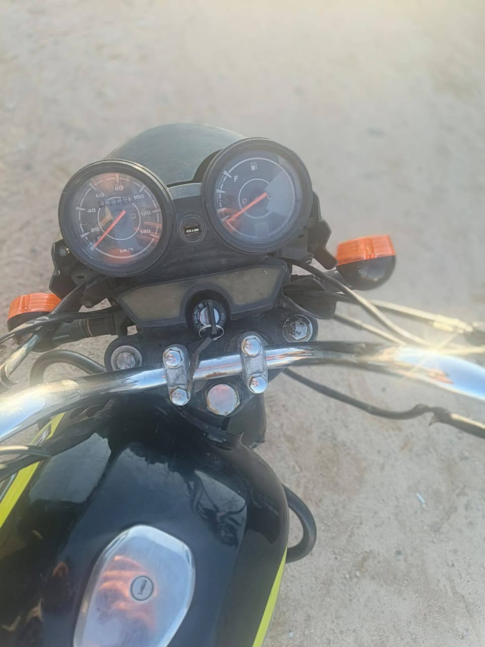 سلام عليكم دراجه بوكسر،، 5كير نكره هندر كلك كهربائية كامله شغاله سعر 375وبيها ***********
