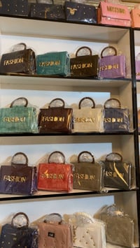 شنط نسائيه • تنزيلات العيد • المشخاب