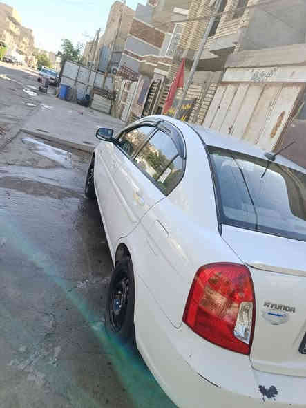 سلام عليكم اكسنت موديل 2011خليجية محرك ألف وستمية بلاد كير صدر تبريد خير من اللة تخم  تاير هوة ول اويالة جديد اشاير بل مري تحكم استيرن أربعة دسك سيارة مال جناي وبل عافيه على ياخذة السعر 107 كيج حماوة رقم الهاتف *********** لاسية*********** بغداد
