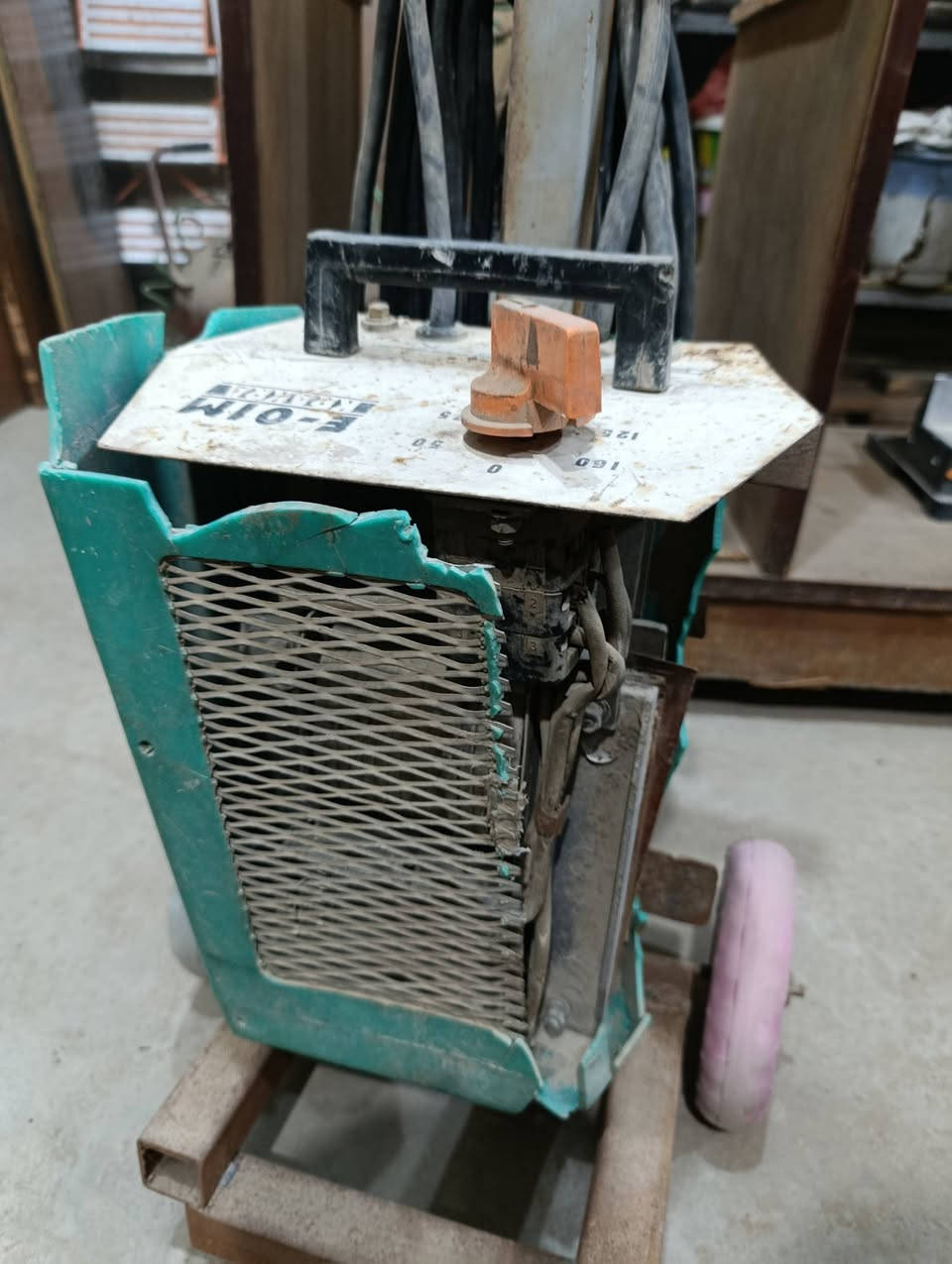 مال مواسسة للبيع السعر 150
