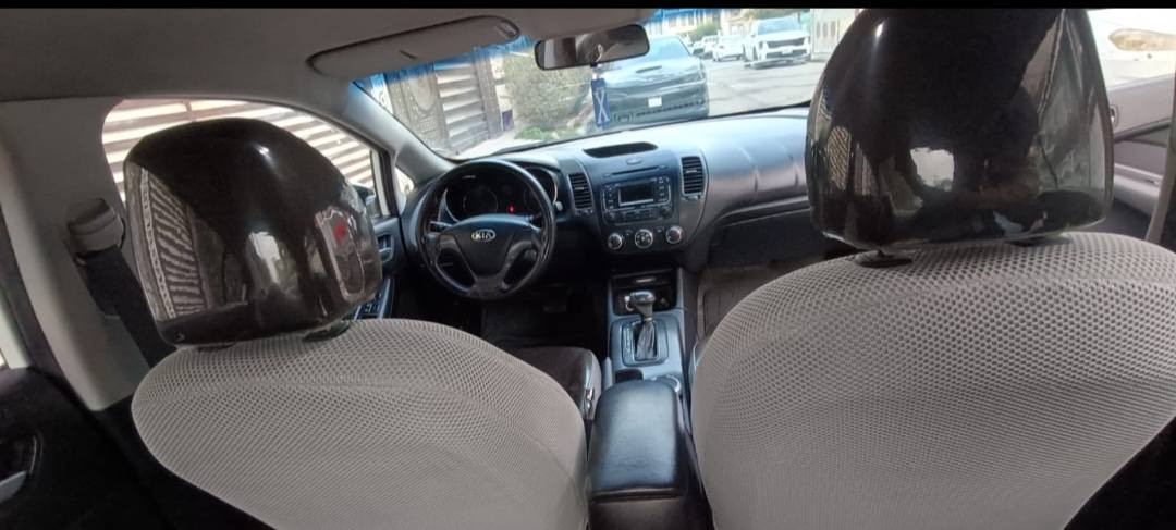 السلام عليكم كيا سيراتو للبيع ٢٠١٤ خليجي مكينه ١٦٠٠ دوش رقم بغداد  
السعر ١١٢


**إذا كنت صاحب هذا الإعلان وتريد حذفه لأي سبب، رجاءا أرسل رسالة إلى الدعم الفني**