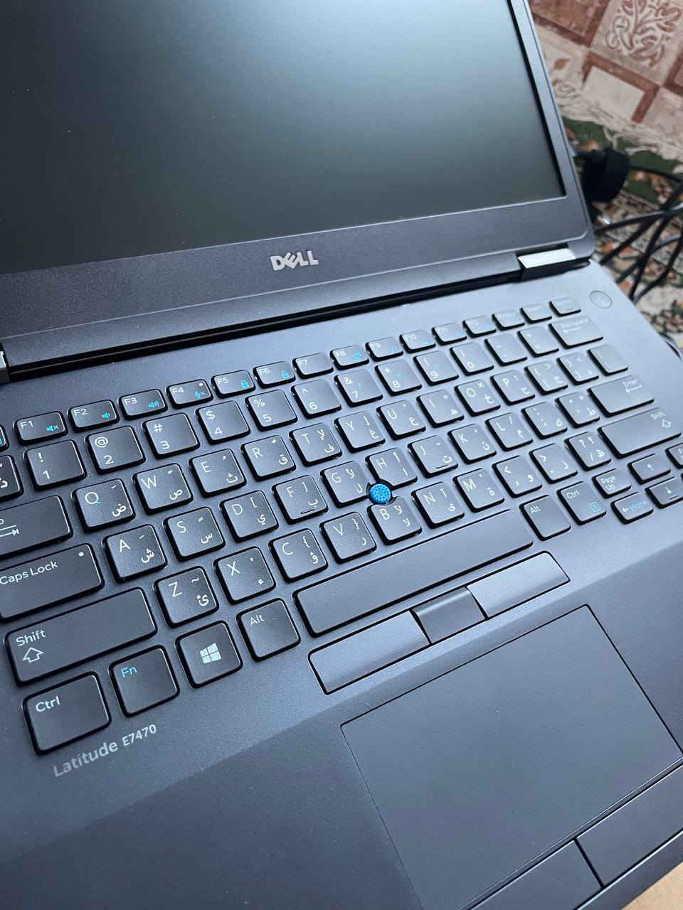 لابتوب ديل Dell 7470
لابتوب جدا نضيف مستخدم بحالة الجديد بالكارتون 
خفيف الوزن سلم نحيف
معالج كور اي 5 الجيل السادس 
الرام 8 كيكا 
الهارد 256 ssd
حجم الشاشة 14 انج 
كارت الشاشة 4 كيكا متصل 
كيبورد عربي انكليزي ضوئي 

بطارية من 2 الى 4 ساعات مع ضمان ساعة كاملة فما فوق 
ضمان باللابتوب لمدة اسبوع كامل استبدال في حال وجود أي خلل او عطل 

ملحقاته 
1-الكارتون
2-الشاحنه الاصلية
3-وصل الضمان 

السعر: 215 الف شامل التوصيل لباب البيت 

العنوان: كربلاء المقدسة الحر حي العسكري/ مركز التواصل 

رقم الهاتف: *********** كربلاء, العراق
