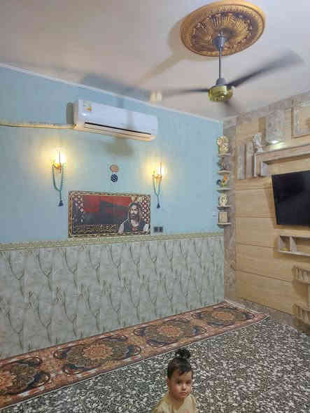 السلام عليكم أحبتي الغالين أعرض لحضراتكم نص قطعه ٧٢ متر مربع ثلاث طوابق مسلح بناء جديد بحدود اربع سنوات على شارعين قطاع 5 السعر النهائي ١٩٥ مليون للأستفسار 
***********
قرب كاتب عدل
