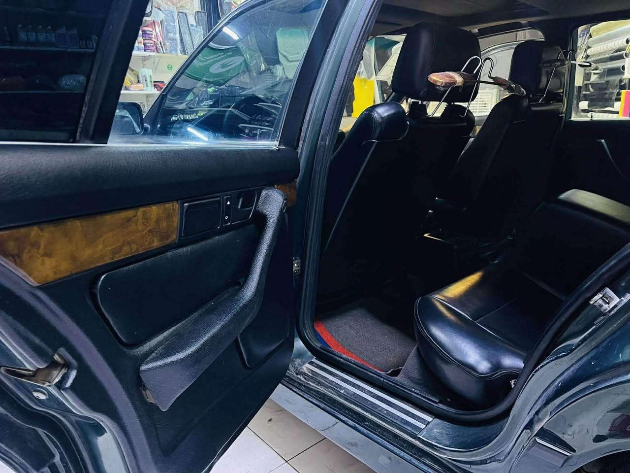 سلام علیکم ئەم سەیارەیەمان هەیە بیئێم مەکینە هەشت پستۆن 544 گێڕ عادی
بۆ فرۆشتن سەنەوی تازە تەبرید گێڕ مەکینە بە شەرت موس و بڕاوە بە شەرت مۆدیل 91 کامل کراوە بە 95 شوێن سلێمانی نرخی 83 

Mobile: 0770 353 7621 بەس وەتساپ و ڤایبەر جواب ئەیاتەوە السليمانية, العراق
