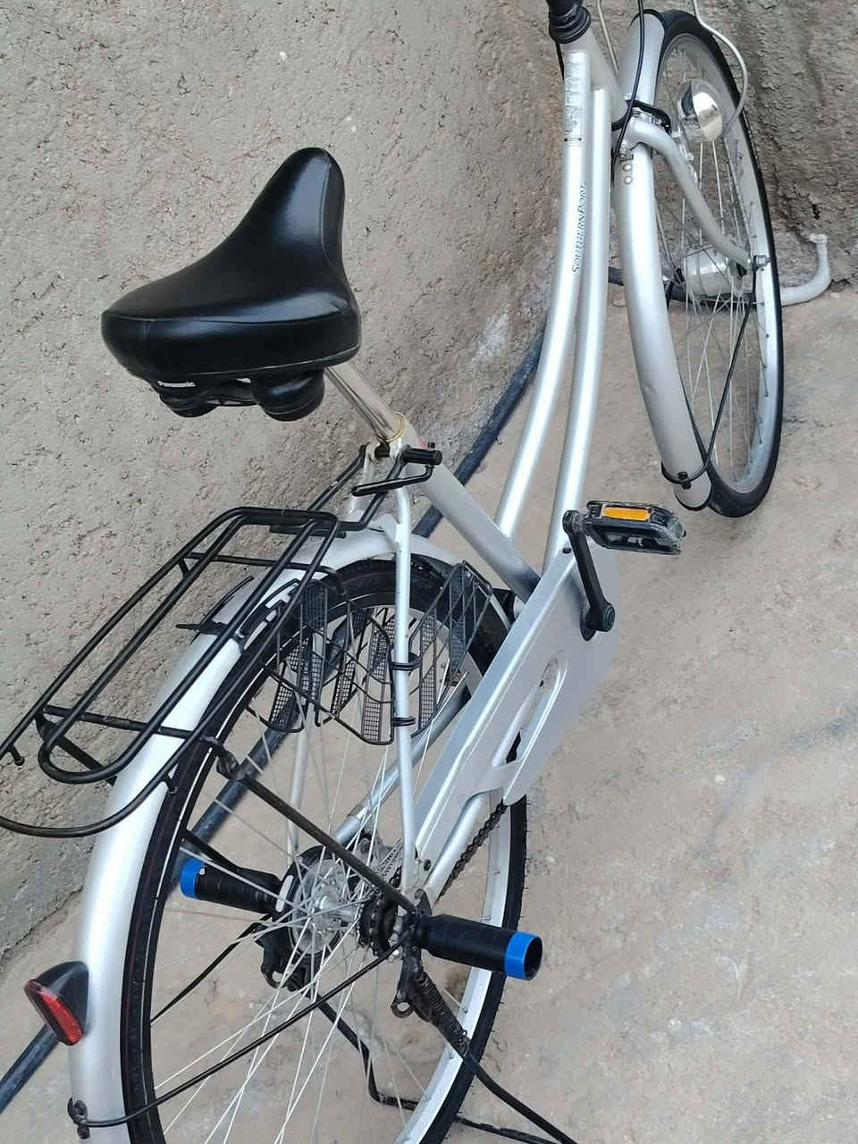 سلام عليكم بايسكل للبيع حجم ٢٦ياباني عين سحريه تشتغل كروب ثلجي وياله عدله تواير جديده مكاني القائم حصيبه سعر 115وبي مجال


**إذا كنت صاحب هذا الإعلان وتريد حذفه لأي سبب، رجاءا أرسل رسالة إلى الدعم الفني**