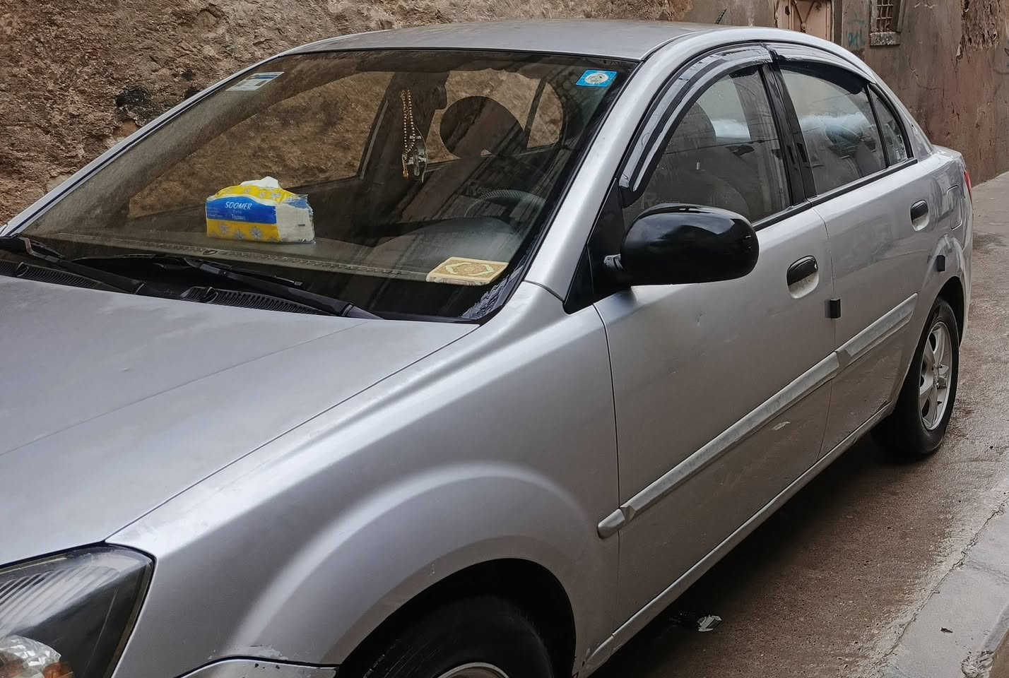 كيه برايد 2011
بدون ضرر 
بيها تقحيل 
محرك 16
لاصرف ولانفخ 
سياره بأسمي اني الشرعي كاربون بانزين بيها
رقم اجنبي نينوى
***********
السياره متواجده شارع فاروق
السعر 87بيها مجال للطيبين
