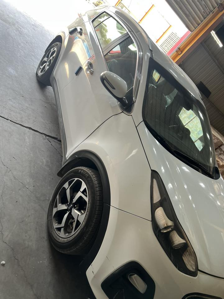 السلام عليكم سبورتج موديل 21 خليجي مواصفات عاديه رقم سليمانيه بسمي سياره كلش نضيفه بمعنه لكلمه بيها مكانات صبغ بسيطه اعتبر حزام سياره ماشيه57 حقيقي سعر ب160 وبيها مجال بسيط مكان سياره بغداد  ***********
