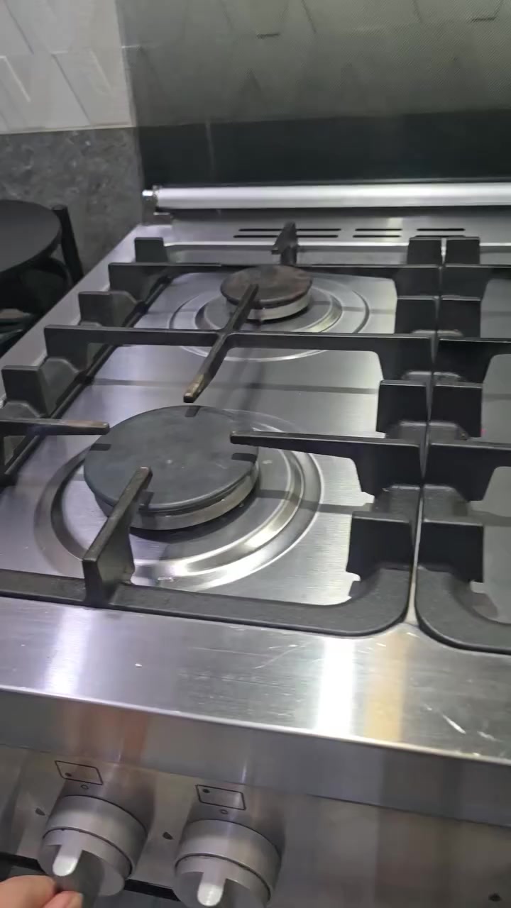 طباخ إيطالي مستعمل نظيف جدا السعر ٤٠٠ بي مجال بسيط


**إذا كنت صاحب هذا الإعلان وتريد حذفه لأي سبب، رجاءا أرسل رسالة إلى الدعم الفني**