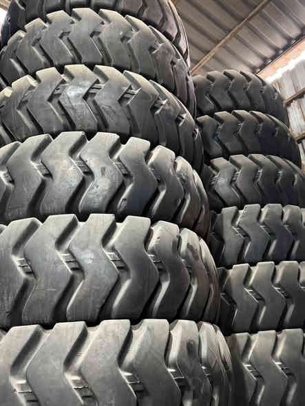 سلام عليكم ورحمة الله وبركاته)
تايرات باله مستورد احجام مختلفه

٣٣-٦٥-٣٥

٢٥-٥-٢٩

٢٥-٥-٢٦

٢٥-٢١٠٠

٢٥-١٨٠٠

٢٥-٥-٢٣

٢٥-١٦٠٠
العنوان نجف الاستفسار*********** واتساب
حيدرالجبوري
