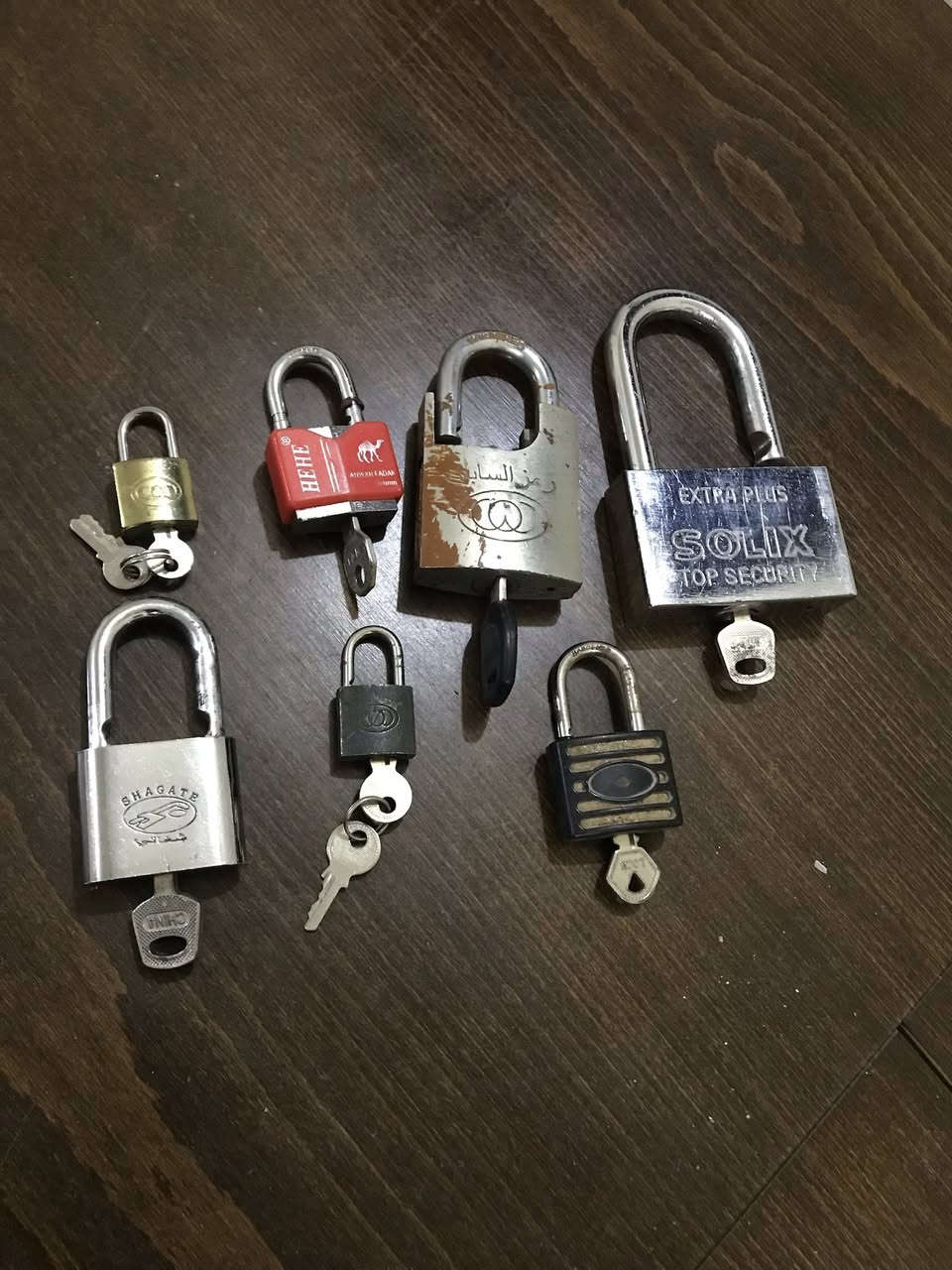 للبيع @إشارة


**إذا كنت صاحب هذا الإعلان وتريد حذفه لأي سبب، رجاءا أرسل رسالة إلى الدعم الفني**