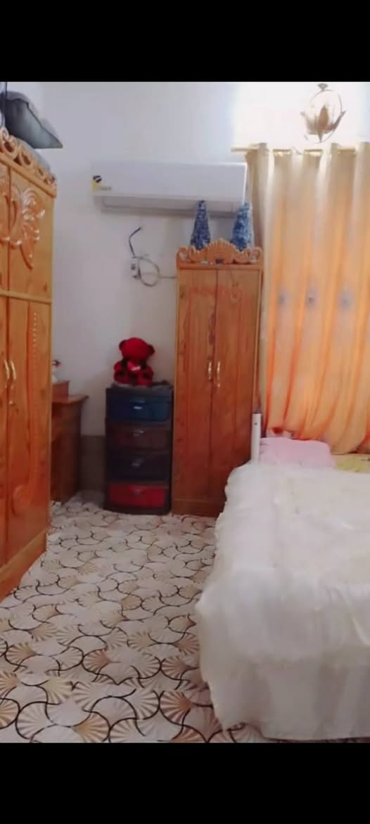 للبيع سعر 450 لتواصل ***********
