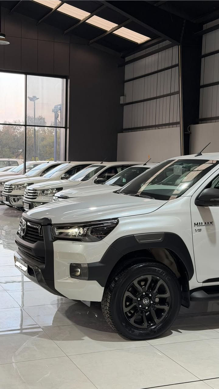 تويوتا ادفنجر 2025 محرك 6 سلندر
   
(مواصفات اوتوماتيك 
رادار - 4 كامرة - مرى شفط - مرى اشارة 
لايت ليد - بونيد جكات - داخل اسود - بصمه 
شاشه - كامره - حساسات - فول مواصفات)

 صفر كم زيرو كم
   
مرقم كامل رقم السليمانية بشرط تحويل غرامه

465$$$$$ 

مكان قضاء كلار

***********
