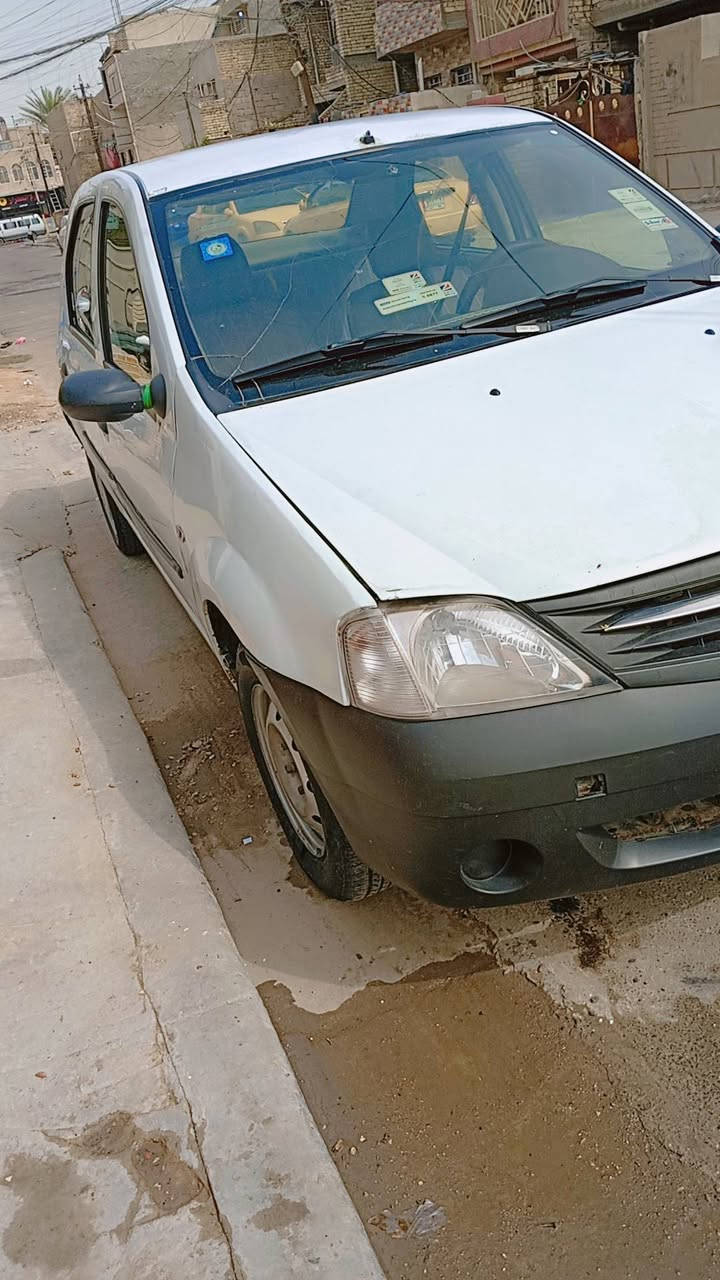 سياره مقفوله كير ومكينه نضيفةحداديت صدر  نضيفة  كشر نضيف رقم بغداد رقم الباءع***********
