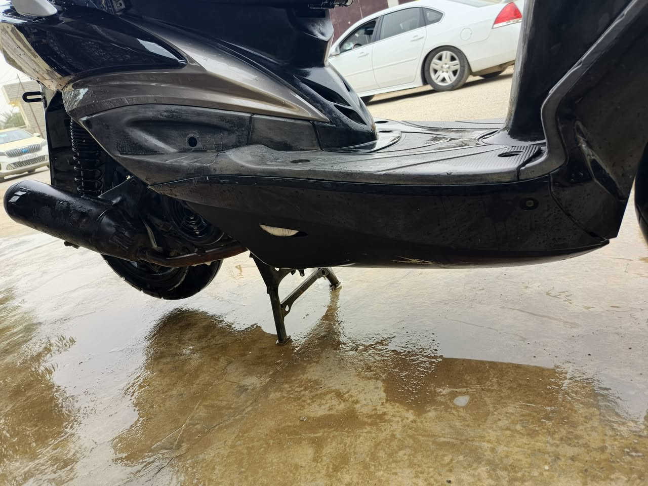 سكنس فحل كامله محرك بلادي مكفوله من كلشي كهربيات كلها شغاله نقصه قفل جنطه وقفل بانزين فقط / سعر 700 وبيه مجال العنوان ديالى بعقوبه رحمه على شارع 

التواصل *********** 

ضمان بل داجه يومين اي شي بيه ترجع
