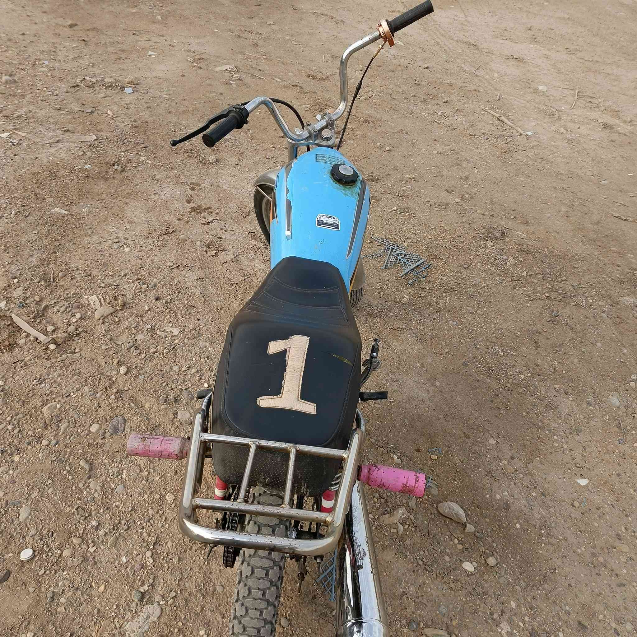 اربعه كير تايكر شاصي ٢١شلعه ومعدل مكينه ناعمه سعر ٢٧٥ مكان تاجي جسر لمصابيح ***********
