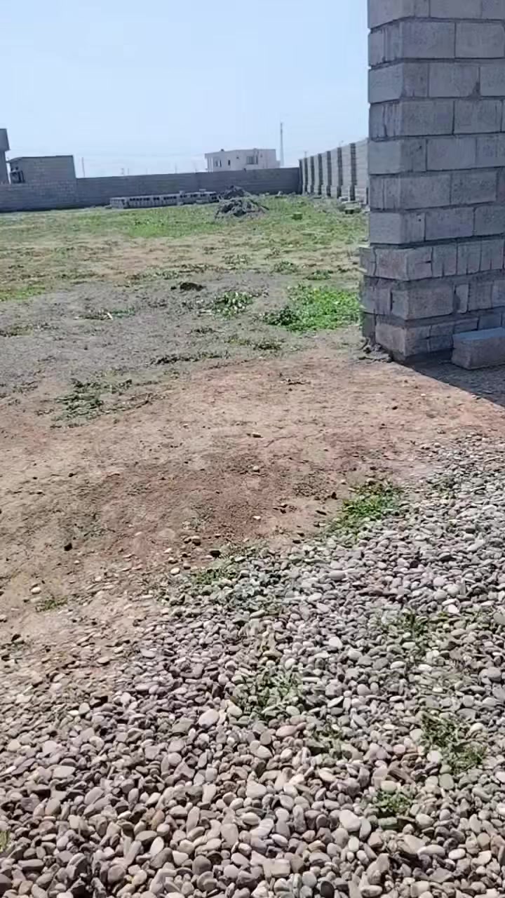 السلام عليكم دونم للبيع سايدين الكورنيش ورة بيت زكي الديري دونم ركن مسيج كامل شوف المقطع اوخابر السعر ٥٧مليون اوبي مجال للستفسار ***********
+9647803885145
