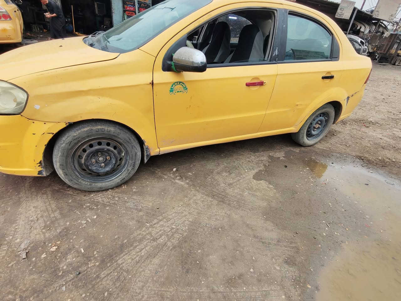 افيو 2009
امريكي مسكر 1600
رقم بغداد باسمي 
تبريد شغال
كير ومحرك جديد 
حدادية مكفولة 
فراش الكاعية جديده
السيارة كاملة وجاهزة
مكان السيارة بابل قرب مول اهل الخير 
***********
