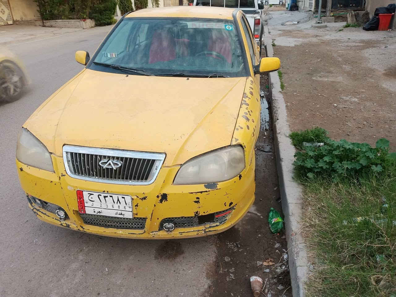 السلام عليكم شيري كوين للبيع موديل 9 محرك وكير كورلا اوتو حجم 1600كير من الله شغاله رقم بغداد نواقص بصيطه مشروع وطني تحويل مباشر عليها غرامه وهيئه 250الف مكان السياره بغداد حي العامل للاستفسار اكثر اتصل *********** السعر 18 مجال بصيط
