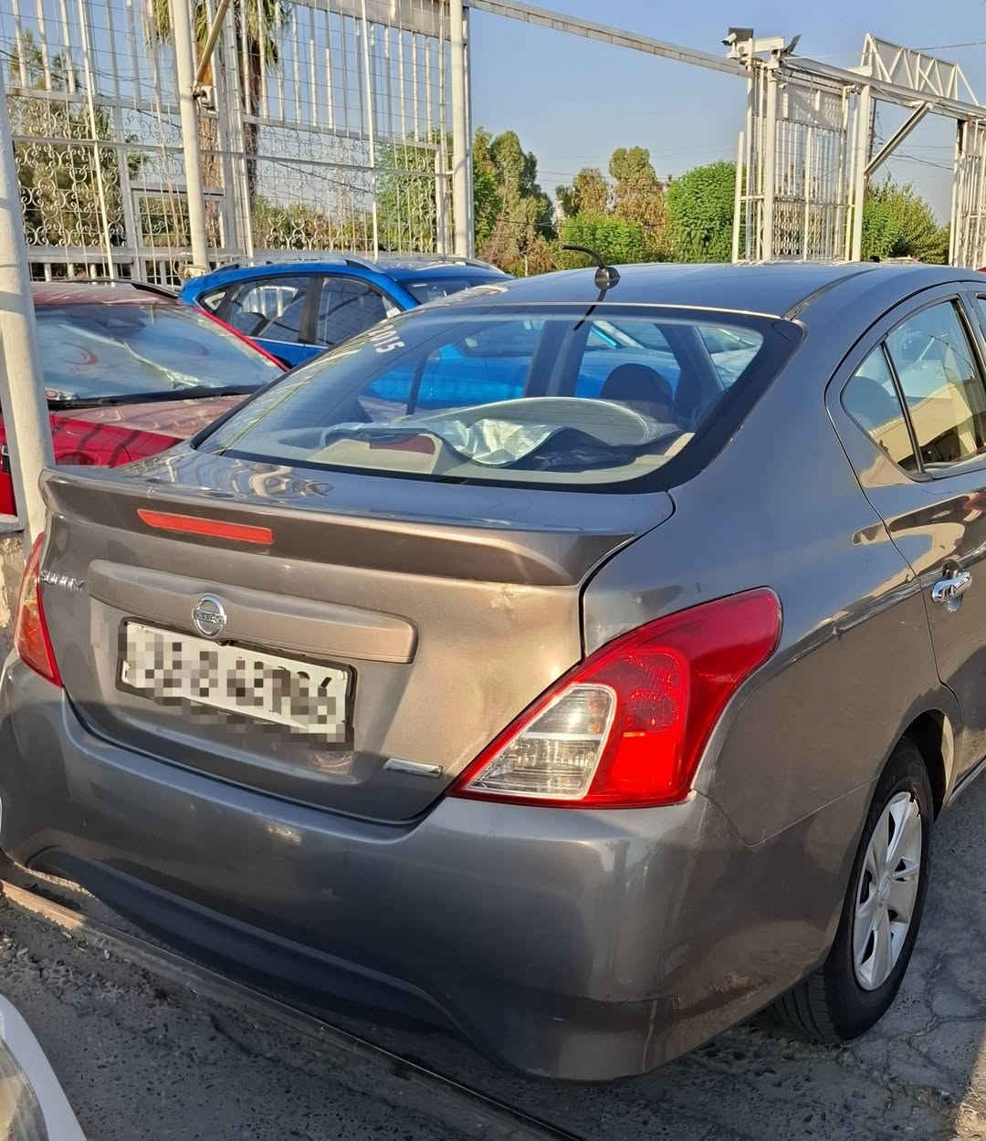 Nissan sunny 2015
80 مەجال 
دووپارچە سەنەوی نوێیە ٢٠٣٠
***********
