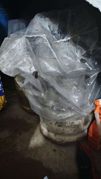 قناني غاز • عدد ٢ • متروسات