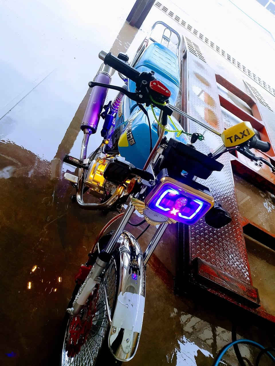 السلام عليكم دراجه تايكر موديل 2025 دراجه كفاله عامه اي نقص ما بيهه صلنصه رياضي خمس اوراق  شلعه ومعدل  فول سعرهه 760 وبيهه مجال مكاني بعقوبه تقاطع القدس رقمي واتساب فقط ***********
