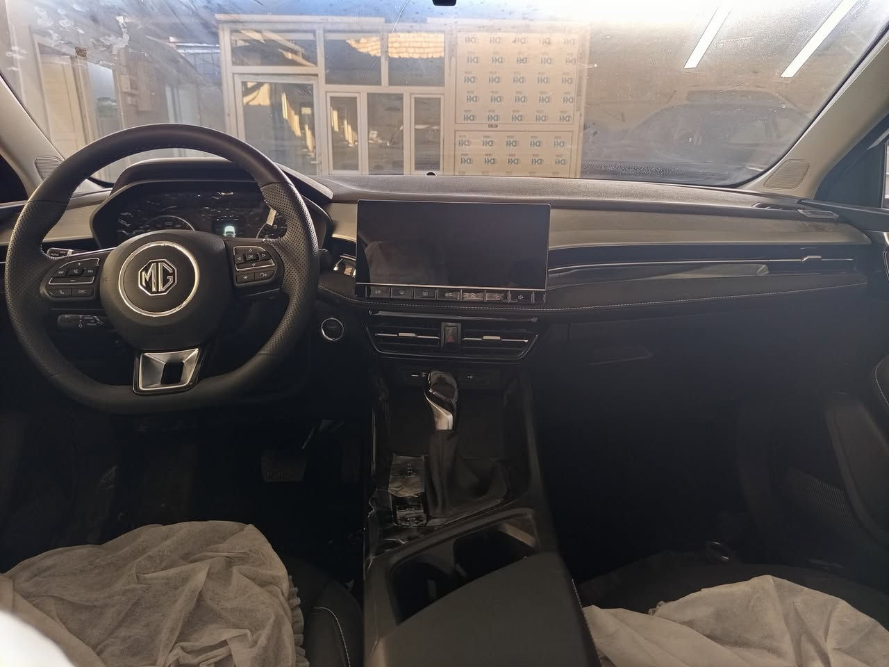متوفرة في شركة صدق الصادق لتجارة السيارات سيارة 🚘 ام جي 5 2025 بلص

MG 5 plus 2025 🚘
#بالنقد و #الاقساط

📜 اليكم المواصفات 
🚘 خليجي
🚘  زيرو 
🚘 موديل 2025                
🚘 حجم المحرك  1.5 
🚘 مفتاح التشغيل بصمة
🚘 ‏AIRBAG عدد 2
🚘 لايت LED 
🚘 بك لايت LED
🚘 حجم الاطار 205/55R16 
🚘 مقود جلد حياكة
🚘 مقود D رياضي 
🚘 مثبت سرعة                                          
🚘 المودات والاوامر الصوتية
🚘 فحص نظام السيارة 
🚘 تجاوي متحركة 3                        
🚘 شاشة اصلي  
🚘 حساسات خلفية                                  
🚘 تبريد شاشة 
🚘 قطعتين تبريد
🚘 نظام مانع تزحلق 
🚘‏ ABS 
‏🚘SBORT
🚘 اشاير بالمرئاة الجانبية    
🚘 مخرج USB
‏🚘 Bluetooth
🚘 مخرج منفذ الطاقة 2
🚘 حاملات اكواب عدد 2.                          
🚘 تطعيم الدواخل المنيوم
🚘 4 دسك 
⚠️ ضمان 6 سنوات او 200 الف كم ⚠️

💵 لمعرفة السعر ارسال (تم) بالتعليقات 
💵 السعر شامل اللوحات المرورية 
ـــــــــــــــــــــــــــــــــــــــــــــــــ
‏👈 يتوفر لدينا (بيع / شراء / مراوس)
‏📍 معرض ومقر #شركة_صدق_الصادق
‏(حلة – حي الكرامة – قرب ضريبة بابل)
ـــــــــــــــــــــــــــــــــــــــــــــــــــــ
‏هــ📳ــاتف الاقساط
‏*********** / ***********
‏هــ📳ــاتف النقـــدي
‏*********** / ***********
ـــــــــــــــــــــــــــــــــــــــــــــــــــــــ 
‏أوقــ⌚ــات الـدوام 
‏السبت الى الخميس من 9ص الى 8م
‏الجمعة من 3م الى 8م
