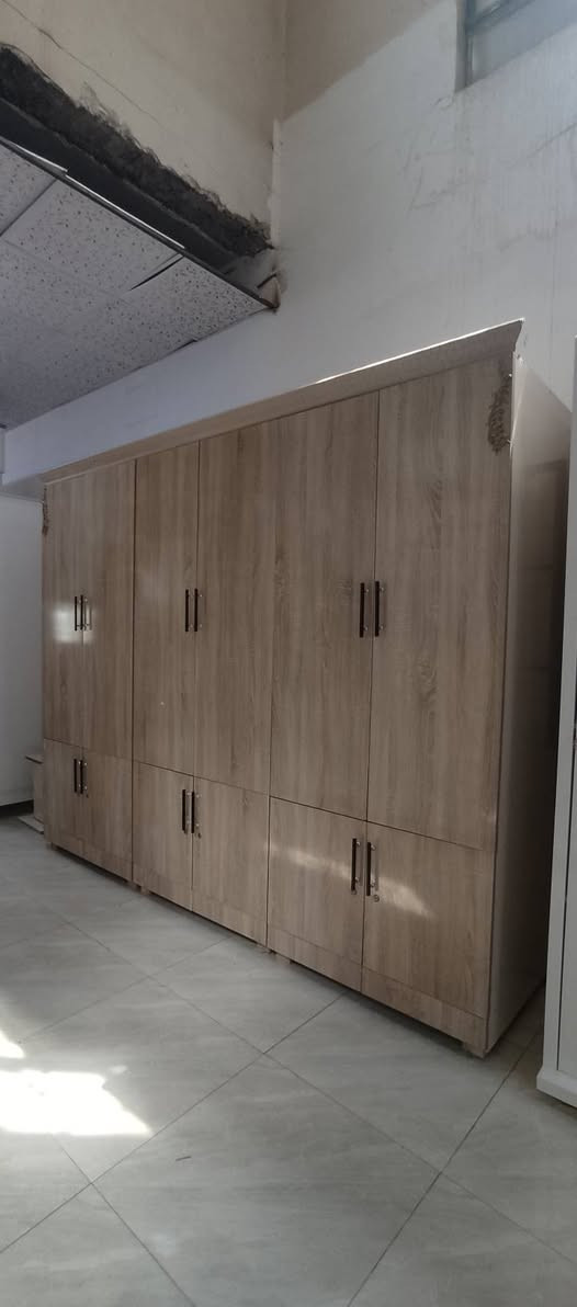 کـنتۆرێکي ده ست کرد مه وادMDF
قـوڵـي 70پـاني270به رزي230
قوفڵي 250هه زاره سه نتێ کە می نیە
بۆ معمله تیل مە کە قفلیم داناوە
پــێشـانگـاي ســه یــوان پـاڵانـي 
◀️***********
📲*********** viber
🌐کە لار-ناوبازاڕ مــه زاده کـۆنە کە  
🚛گەیاندنمان هەیە بۆ سەرجەم شارەکان🚚
↩گۆڕینەوەش ئەکەین بە 
      کەلوپەلی ناوماڵ
