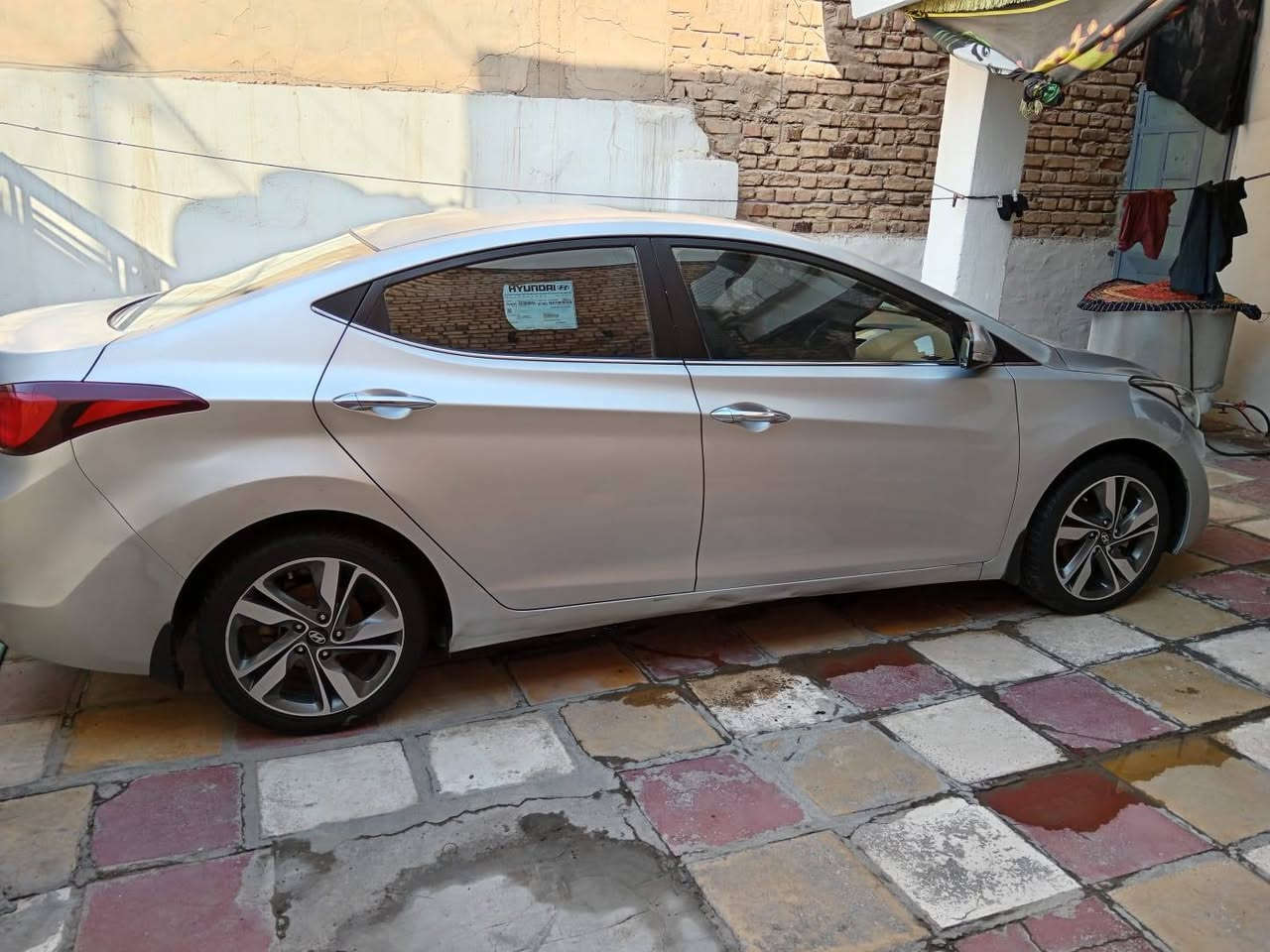 للبيع النترا2015 وارده خليجي لون سلفر رقم نجف انكليزي  بأسمي محرك  1800 فول اسويج مكفوله كفاله عامه فقط بيها  جراد الي واضح بلصور  بنيد قماره قبق صندوك تفاصيل اكثر ***********
