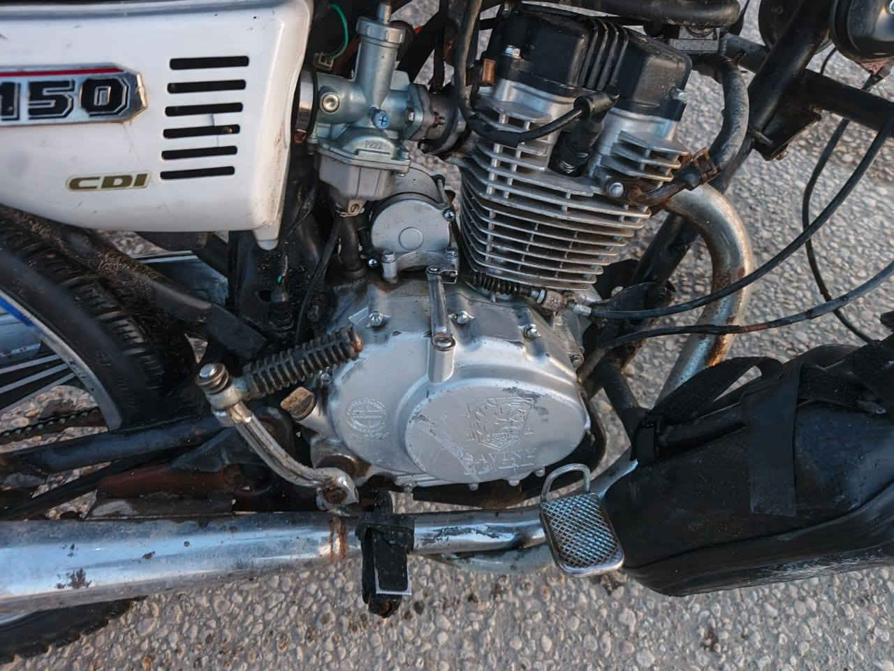 السلام عليكم
دراجة سيفان ٥ كير موديل ٢٢ شغالة كامله مكينة لا تنقيص ولا تبخير بيها شوته جديدة وكابريتر وكشن جديد يدات تحكم يمنة ويسرة جدد  ودبلات بوكسر ودرع بوكسر لايت جمجمة الصينية موجودة وجاملغ لكدام موجود اني فاتحهم تايرات نضيفة كل نقص مابيها مال شغل سعرها كلش مناسب ومستعجل ع بيعها ب ٣٠٠ الف عنواني مجمع حطين قرب أسواق بغداد الي حاب يستفسر يتفضل خاص او يتصل
***********
