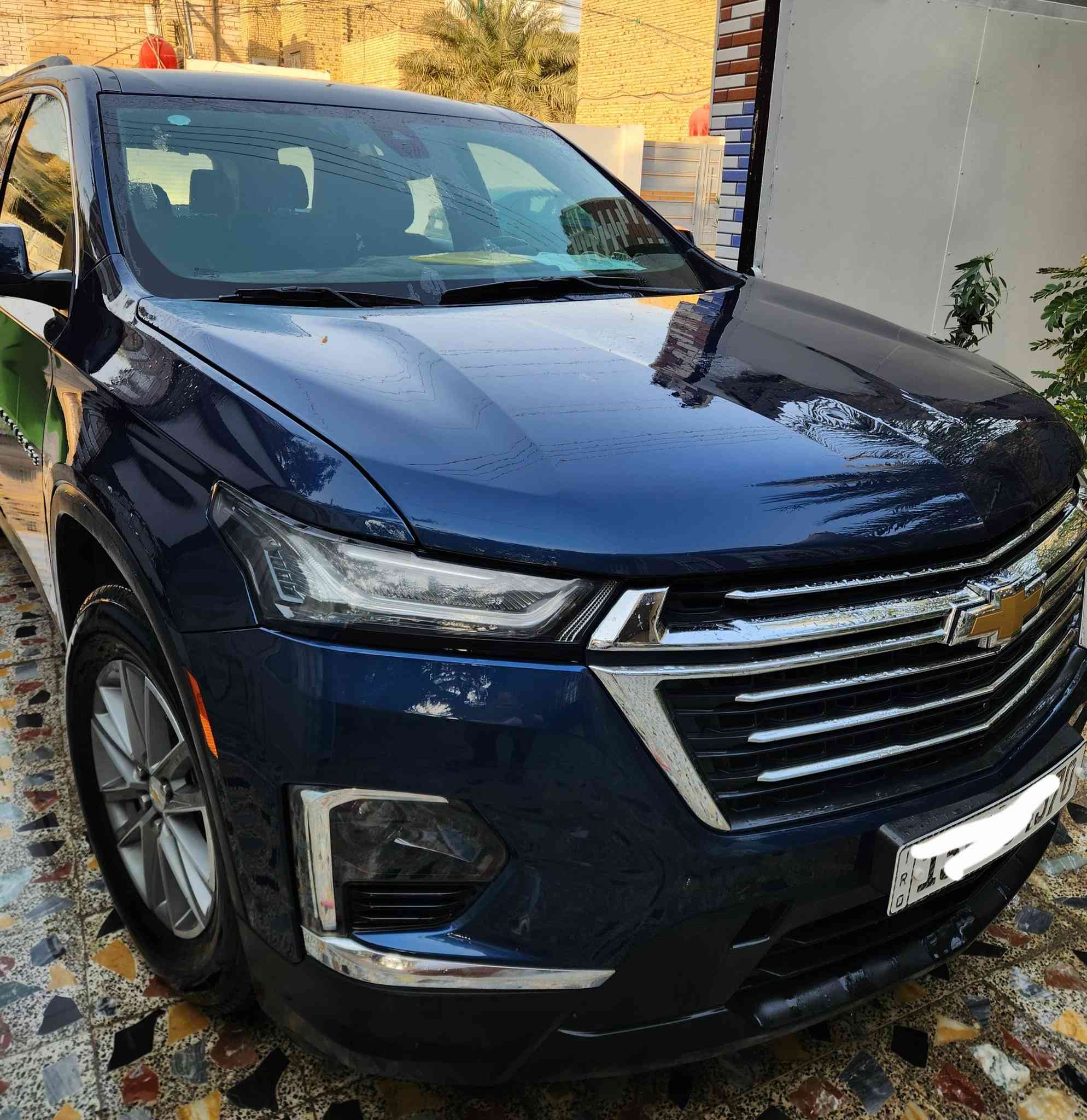 سلام عليكم 
ترافرس ٢٣جاهزه من كلشي ايرباك سالم كله بلادي الجاملغ مرجع بارد بس البنيد مبدل اصلي وسستم ماشيه ٨٦ ميل قابل للزياده تتسجل باسم المشتري مباشر هزه بعد سنه  محرك ٣٦٠٠رقم ميسان رايدها ٢٧٠$
***********
