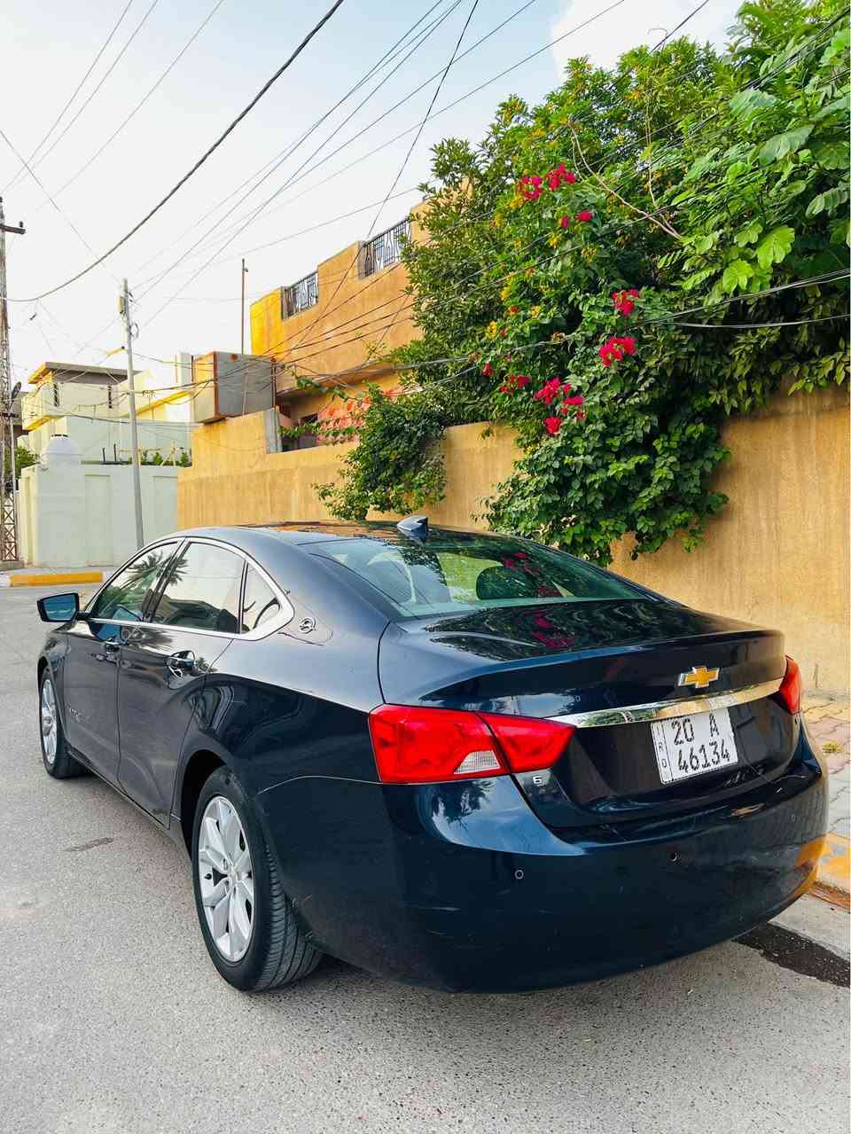السلام عليكم بيع او مراوس 
امبالا 2018 V6 مواصفات Lt
بصمة تشغيل عن بعد
شاشة حجم كبير تدعم Apple car play
كامرة خلفية + تحكم استيرن جهتين + داخل جلد رصاصي ملكي وصاج 
مقاعد كهرباء + لد نهاري  + قاصة السيارة
مكينة كير تبريد مكفولات
سنوية جديد رقم جديد هزة جديد بسمي تحويل ثاني يوم 
حادث امريكا بس دعاميه وصور الحادث موجود بالعراق بيهه خشم الجاملغ الايمن شبر ورشيته صبغ 

*********** بعقوبة, ديالى
