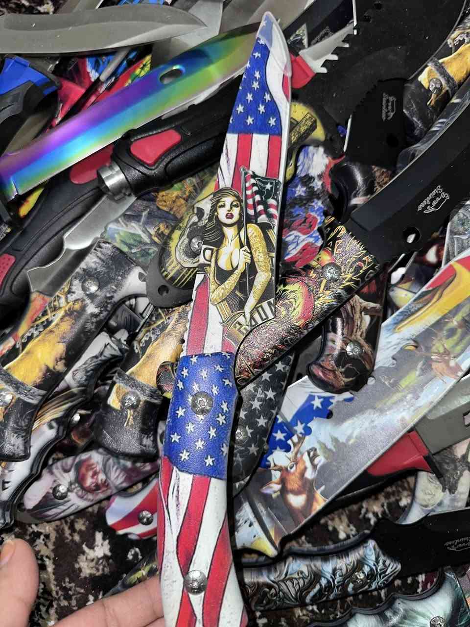 کۆمەلیک لە تایبەتترین “چەقۆکانم” بەردەستن


**إذا كنت صاحب هذا الإعلان وتريد حذفه لأي سبب، رجاءا أرسل رسالة إلى الدعم الفني**