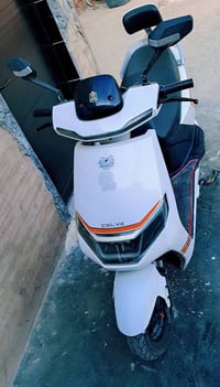 ماطور شحن للبيع موديل 2025 السعر 500 بطاريات على الفحص 07814168067