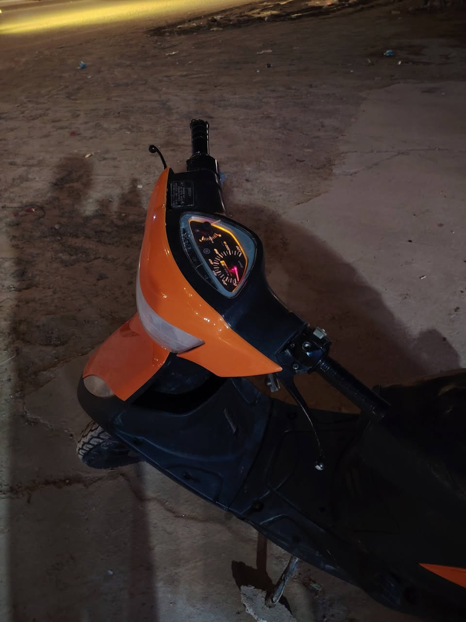 السلام عليكم للبيع ماكس عدله دراجه جاهزه كلشي مناقصه مكينه بلاديه ممزوده السعر500وقابل للتفاوض
مكان دراجه حله مركز مدينه 
للأستفسار ***********
