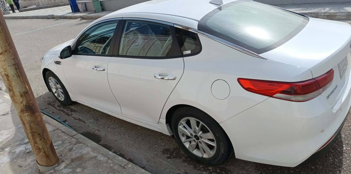 سلام عليكم ورحمة الله وبركاته 
كيا اوبتما ٢٠١٨ وارد امريكي ضربته جاملغ ايمن وربع البنيد مصبوغ  والباقي لا فتح ولا صبغ  عدا بارد بسيط شخط  جدا نظيفه ماشية 86mi  جاهزه محرك كير حداديه تبريد تدفئه تخم تاير شرط محرك وكير على وضع الشركة ما مفتوحات مواصفات عاديه fe رقم ذي قار  السعر ١٣٧   مكانه ناصرية حي الشموخ /***********
