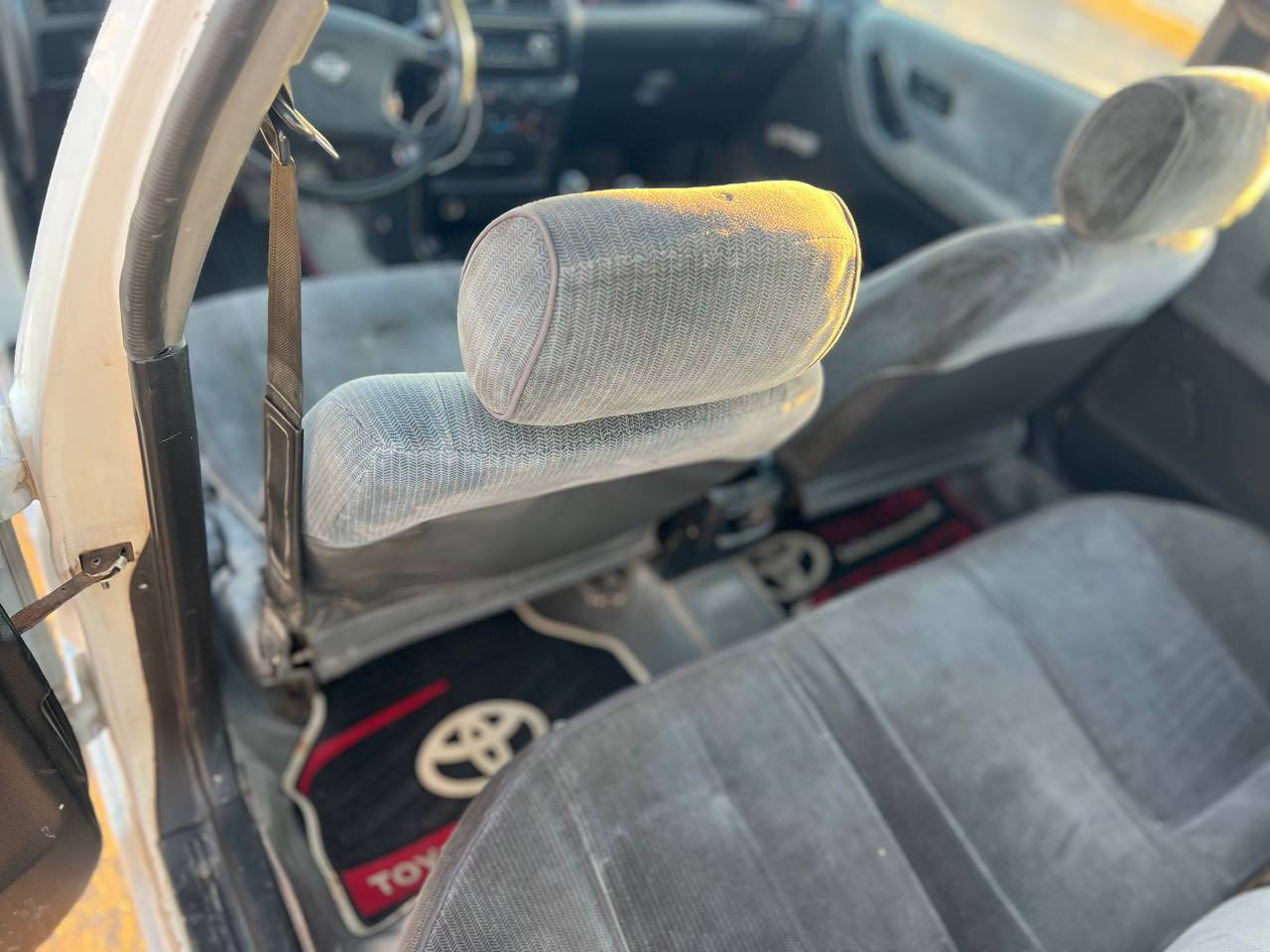 السلام عليكم نيسان سني للبيع او مراوس 

موديل 91  سنويه لل27 مكفوله من كير ومحرك شادينه حاويه صدر تخم تاير كهربائيات كلهة شغاله سياره نقصهة فقط دبلات مكاني بغداد ابو غريب سعر ٣٥وبيهة مجال متواجد خاص


**إذا كنت صاحب هذا الإعلان وتريد حذفه لأي سبب، رجاءا أرسل رسالة إلى الدعم الفني**