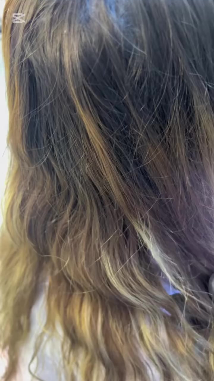 زبونه من العام خصلت يمنه وصبغت وهسه حبت تعيده نفسه لان حيل عجبه 🥰الف عافيه زبونتنه الورده
العنوان: حله// الشقق السكنية على طريق جامعة بآبل العمارات البيض 
للاستفسار يرجى التواصل على الخاص او على الرقم 
***********
