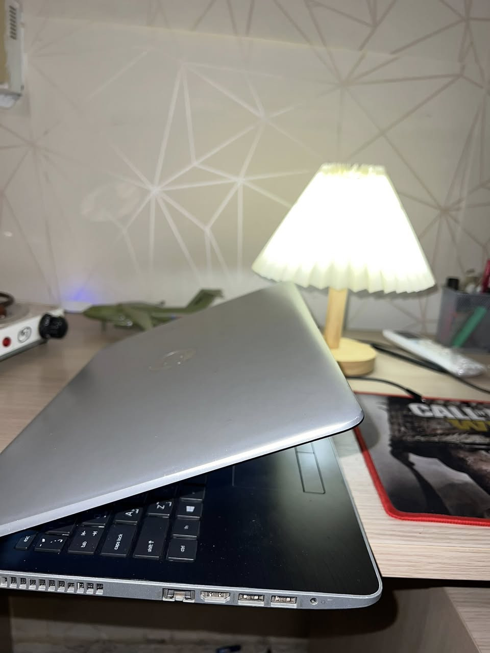 مواصفاتها 

DESKTOP-IU0G7J1

Intel(R) Core(TM) i5-8250U CPU @ 1.60GHz 1.80 GHz

4.00 GB

AMD Radeon (TM) R5 M330 (2 GB), Intel(R) UHD Graphics 620 (128 MB)

477 GB SSD Bullet 2.5 SSD-512GB

9F828C89-13D3-4447- A938-7240B1E09D0F

00330-80000-00000-AA495

64-bit operating system, x64-. based processor

No pen or touch input is available for this display
الرام قابل للترقية لحد ال16GB
كارت الشاشة مدمج intel UHD620
سبب البيع : عدم الاستعمل
السعر:210,000


**إذا كنت صاحب هذا الإعلان وتريد حذفه لأي سبب، رجاءا أرسل رسالة إلى الدعم الفني**