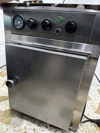 اوتوكليف تعقيم للبيع بسعر مناسب للاستفار المراسله واتساب او الاتصال 07...